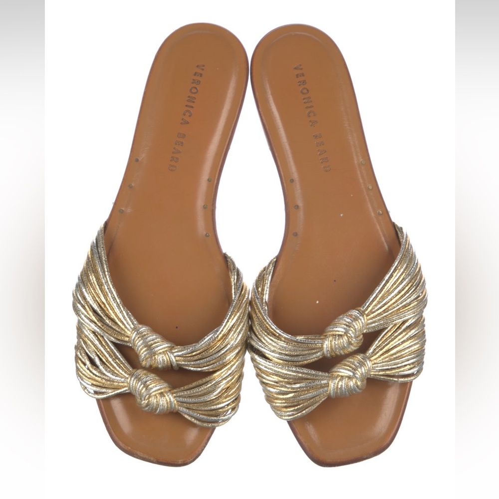 Veronica Beard metallic sandals. Size 9
